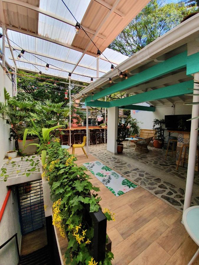 La Playa Hostel & Rooftop Медельїн Екстер'єр фото