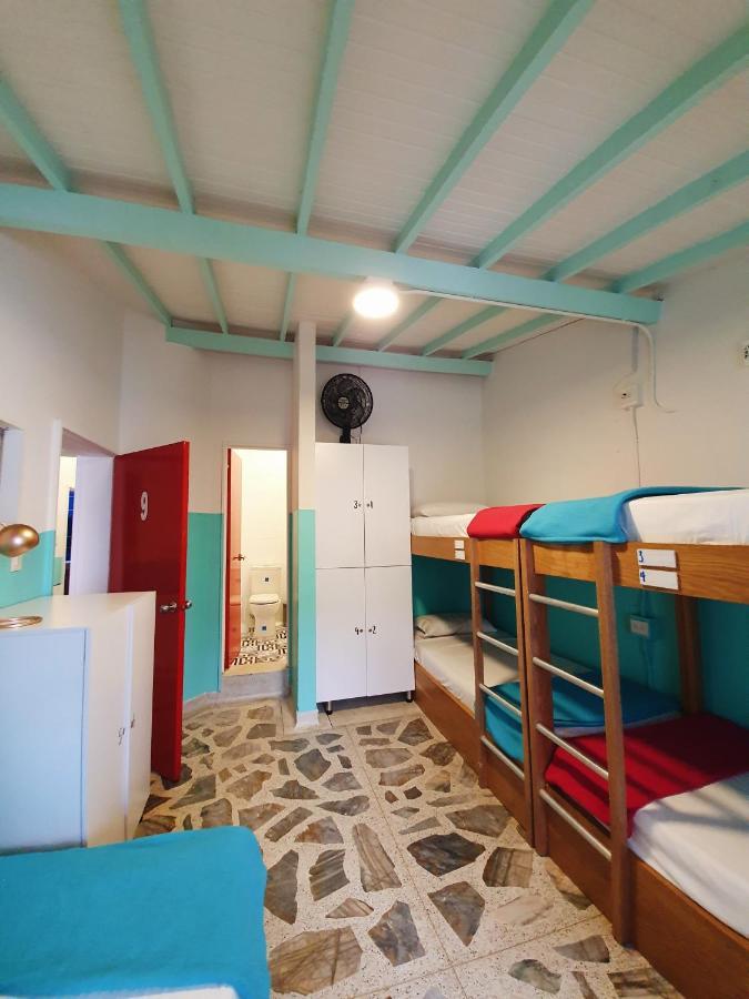 La Playa Hostel & Rooftop Медельїн Екстер'єр фото